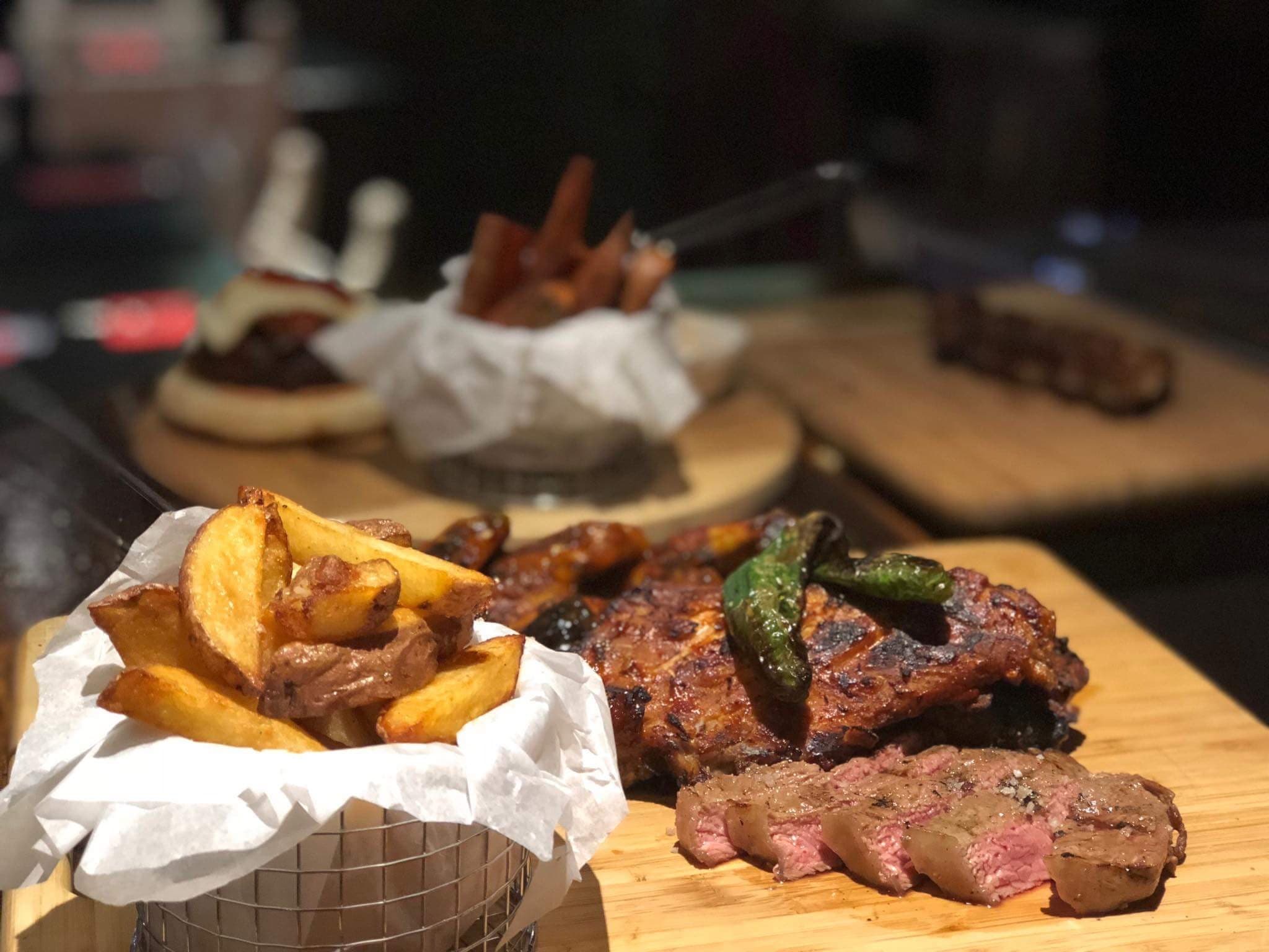 Dining in Pas de la Casa