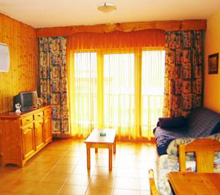 Lounge at Apartments Pie de Pistas 3000