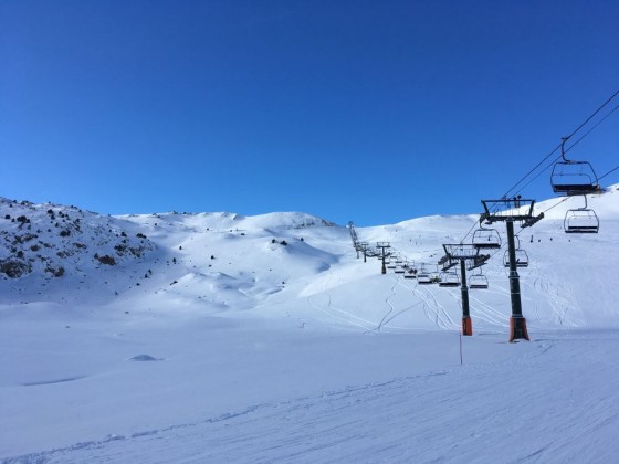 Stunning scenery and fresh tracks surrounding the Entradort lift