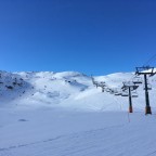 Stunning scenery and fresh tracks surrounding the Entradort lift