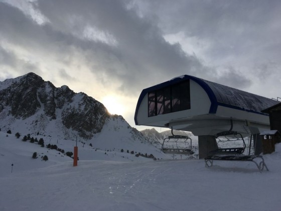 Coma Blanca chairlift at sunset