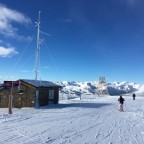 Blue bird days. At the top of Antennes lift head to the left for Grau Roig, or straight on for Pas de la Casa