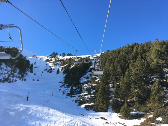 Sunny days in Grau Roig - taken from the TSF4 Cubil lift