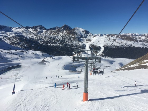 Pic Blanc lift looking behind into Grau
