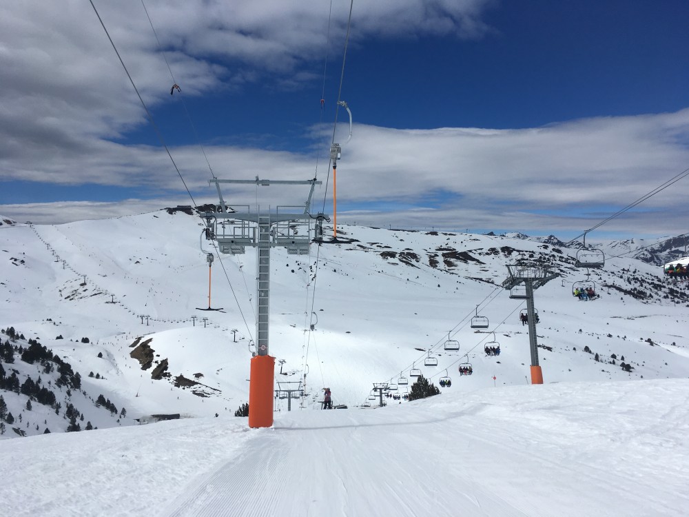 Llac de Cubil drag and chairlift