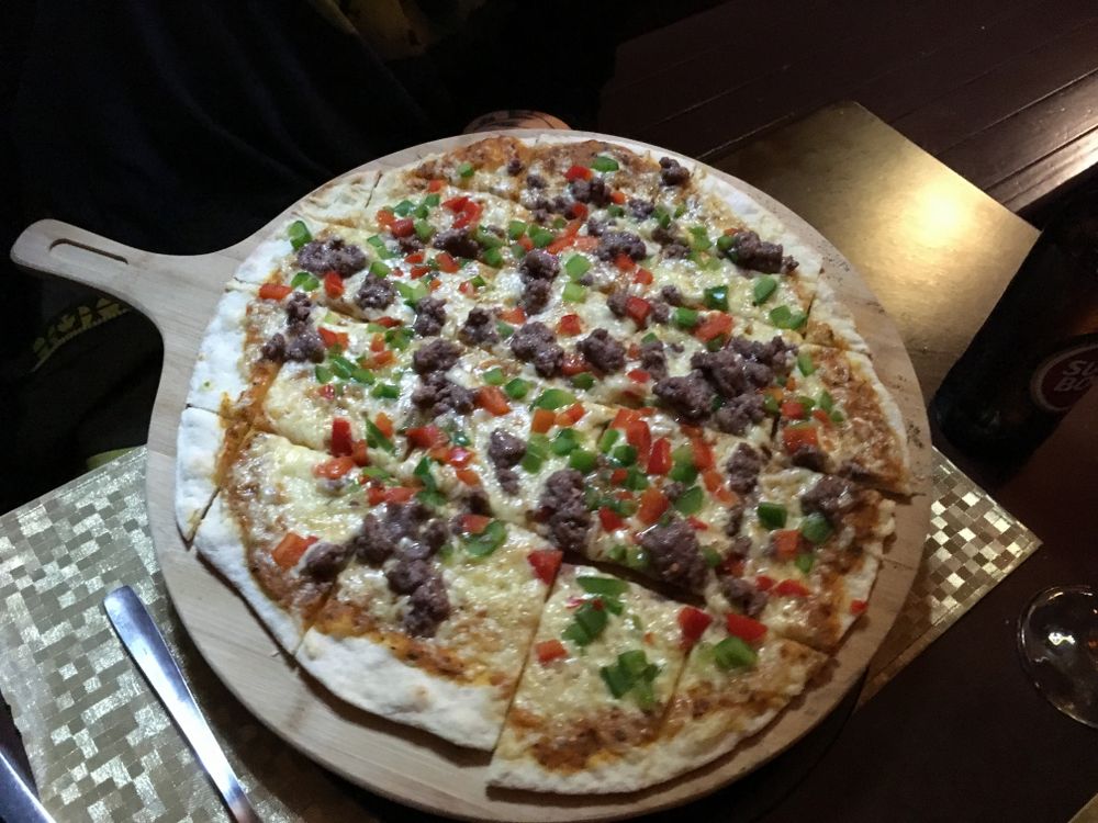 Delicious pizza in El Fogo Negre restaurant