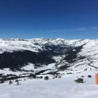 Views of Bordes and Soldeu valleys from Port blue run
